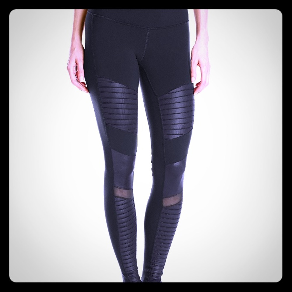 Alo yoga moto leggings